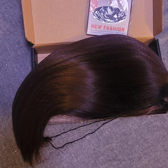 Bob Wig chestnut - Picture 8 of 8